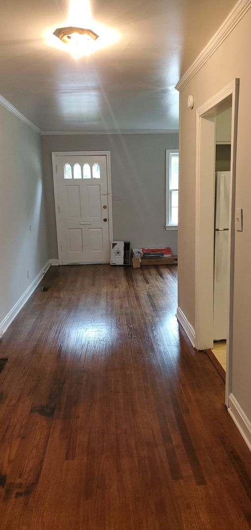 Building Photo - 1122 W Academy St