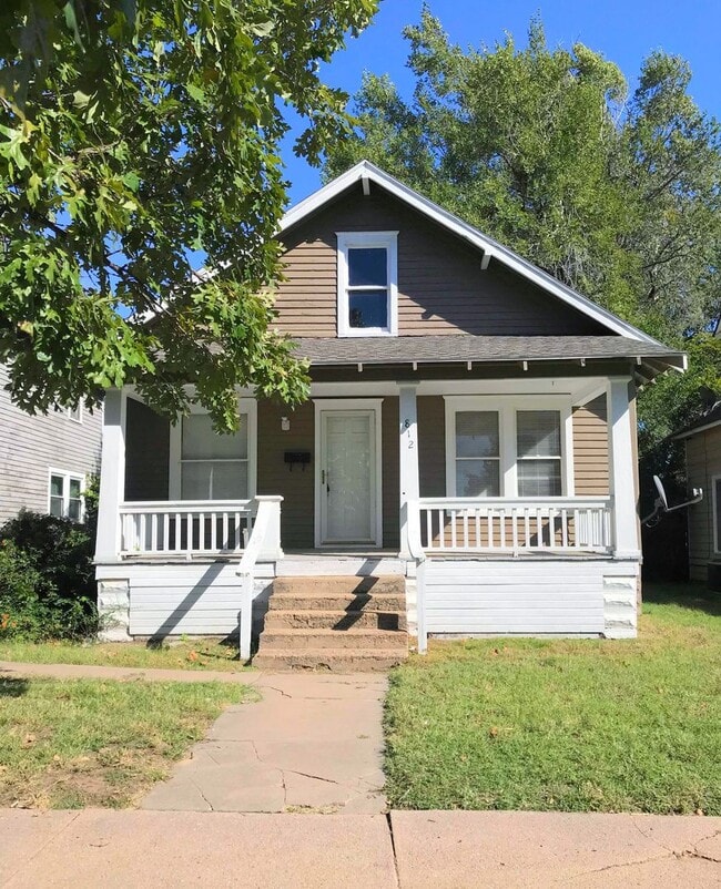 Primary Photo - 2 Bedroom 1 Bath Home