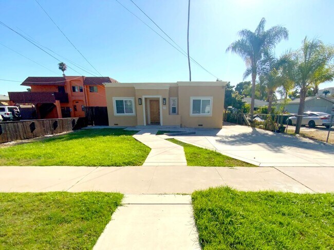 Building Photo - 520 Glover Ave
