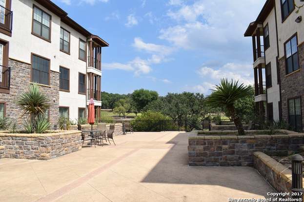 Building Photo - 7342 Oak Manor Dr