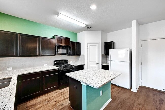 Building Photo - 3520 Black Granite Dr