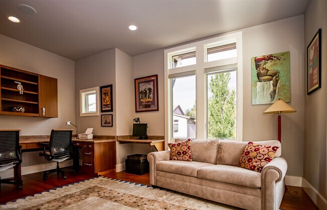 Building Photo - 3 br, 4 bath House - 4101 Williams Avenue ...