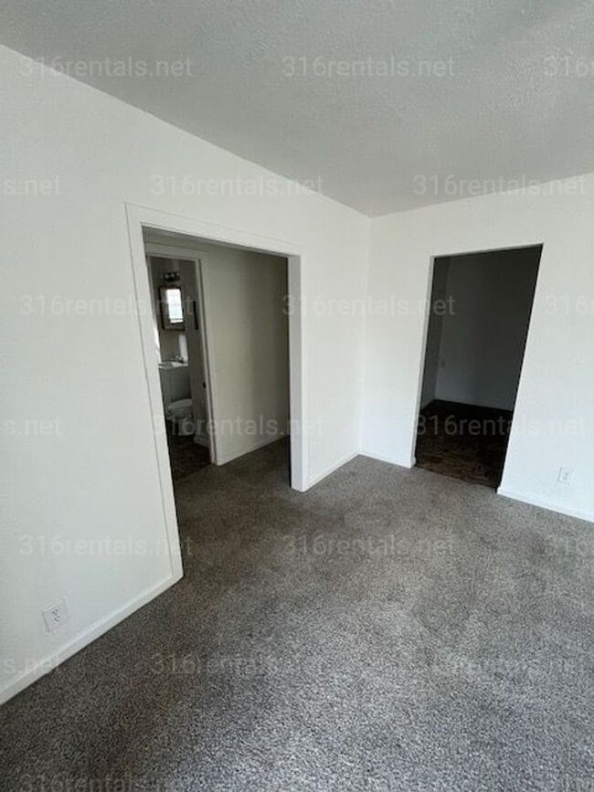 Building Photo - 1607 N Minneapolis St