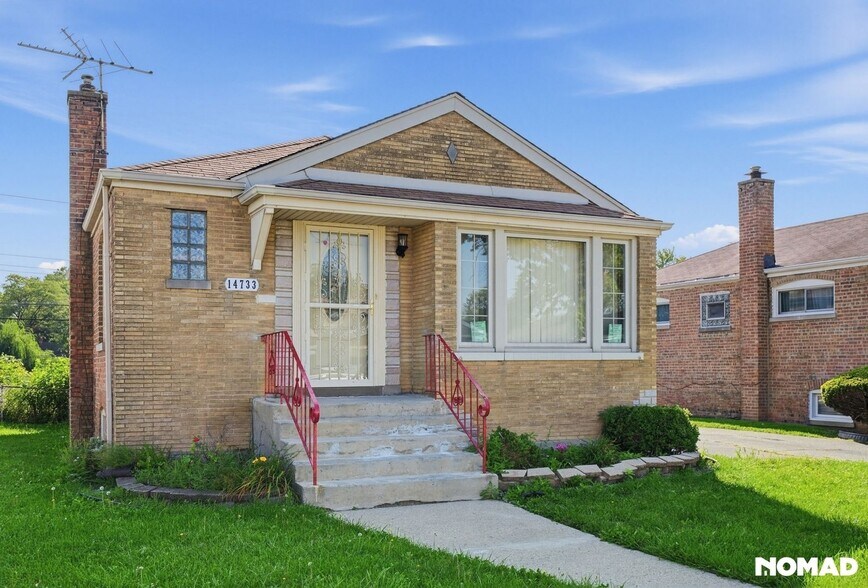 Building Photo - 14733 Ln Salle St