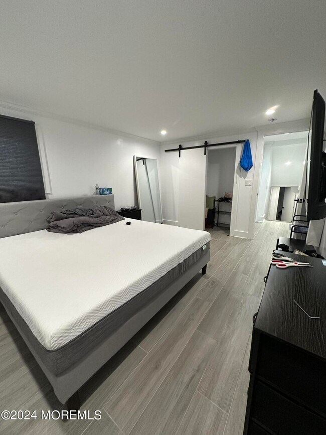 Building Photo - 46 Hilltop Rd