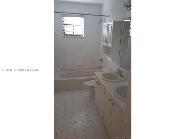 Building Photo - 4277 Vineyard Cir