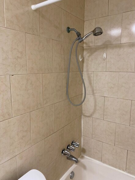 Building Photo - 3483 Coral Springs Dr