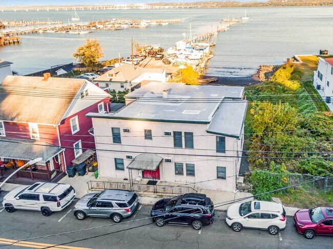 Primary Photo - 577 Piermont Ave