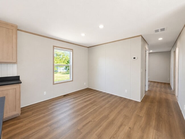 Building Photo - 1403 Red Maple Ln