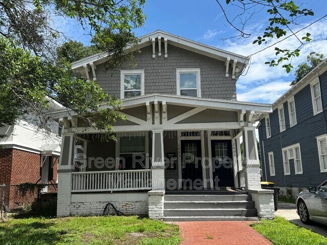Building Photo - 2803 College St