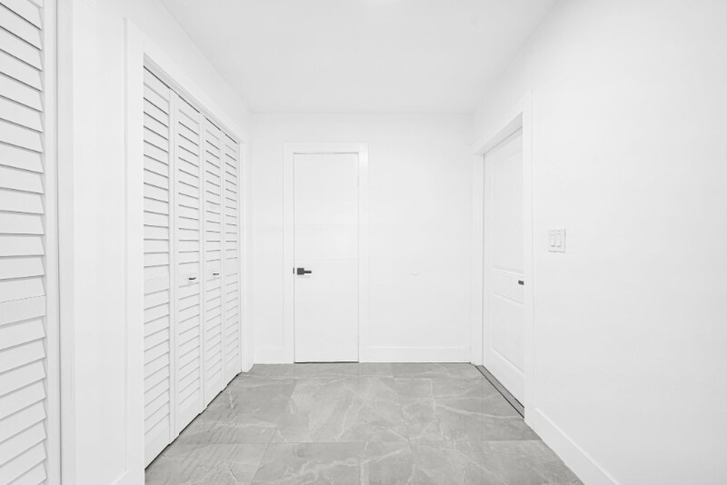 Building Photo - 4040 SW 108th Ave