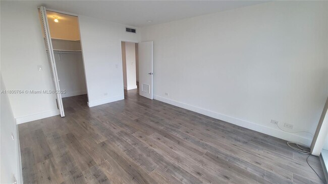 Building Photo - 2451 Brickell Ave
