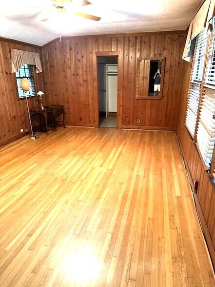 Bedroom - 82 Winsor Pl