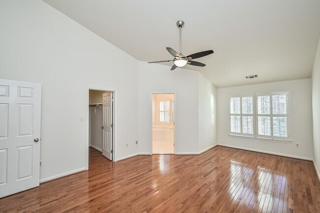 Building Photo - 2143 Wolftrap Ct