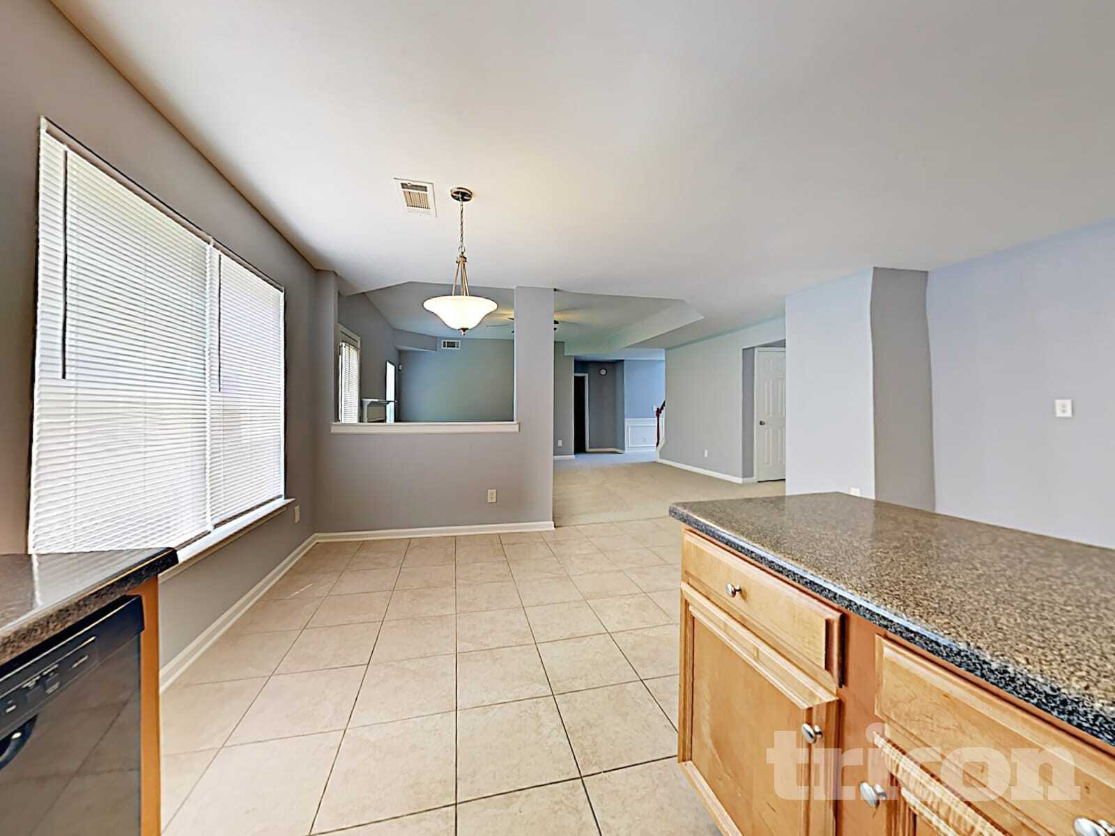 Building Photo - 4275 Spur Look Crossing