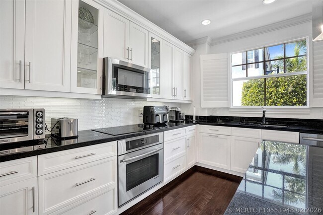 Building Photo - 381 E Cannery Row Cir