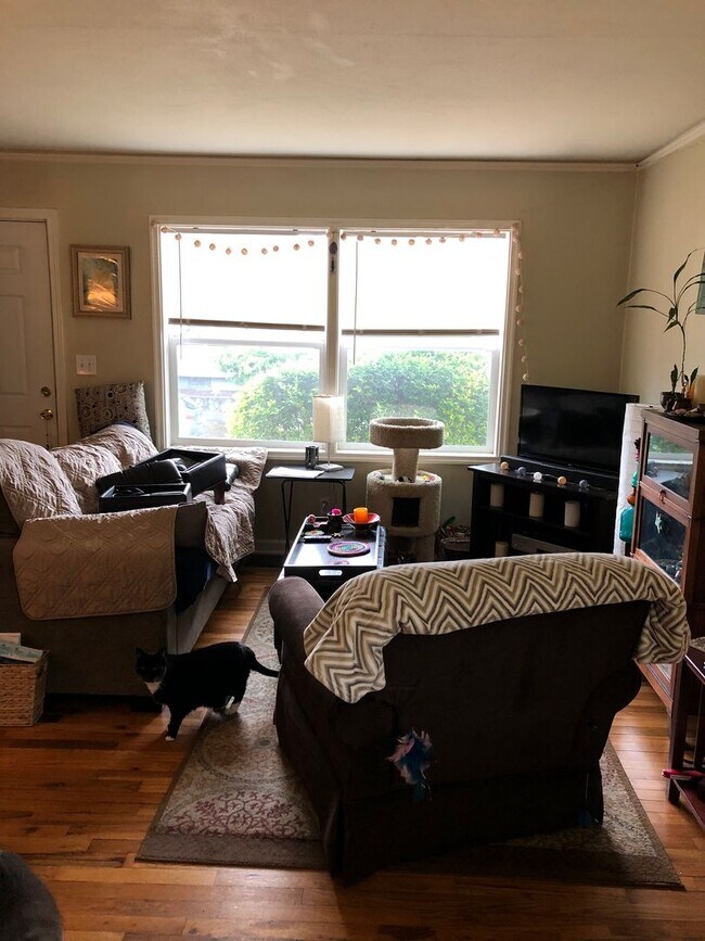 Building Photo - Charming N. Portland Apartment located in the Piedmont Neighborhood!