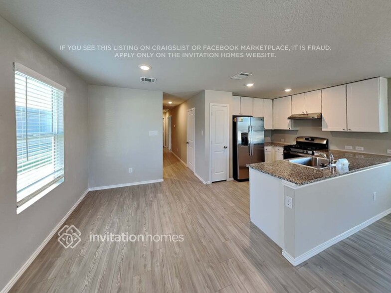 Building Photo - 4210 Southton Lk