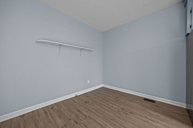 Building Photo - 1 bedroom in Coats