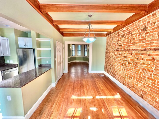 Building Photo - JUST RENOVATED - Astonishing Adams Morgan ...