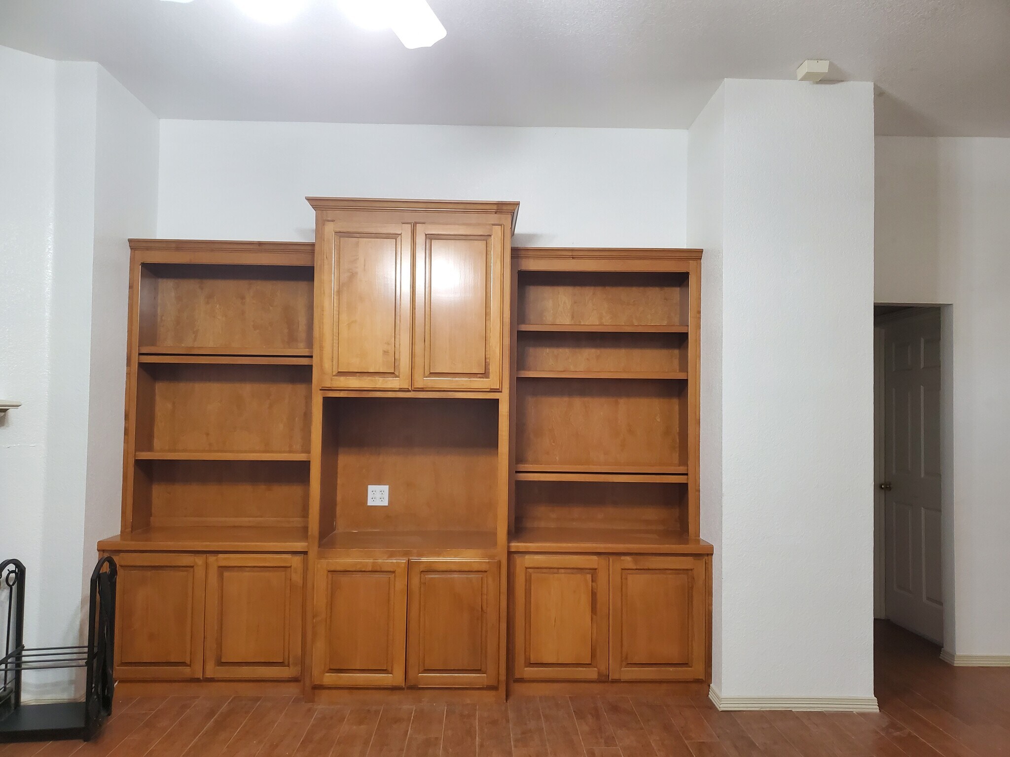 Building Photo - 6812 Coldwater Canyon Rd