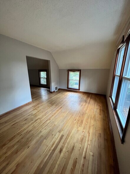 Living Room - 3058 Hayes St NE