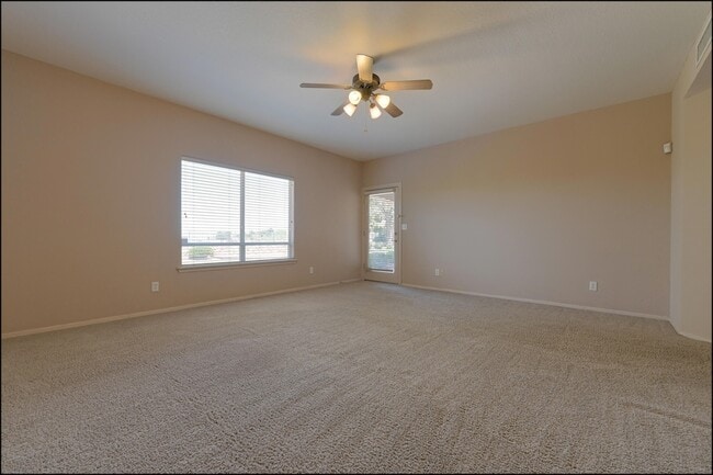 Building Photo - 1435 Cloud Ridge Dr