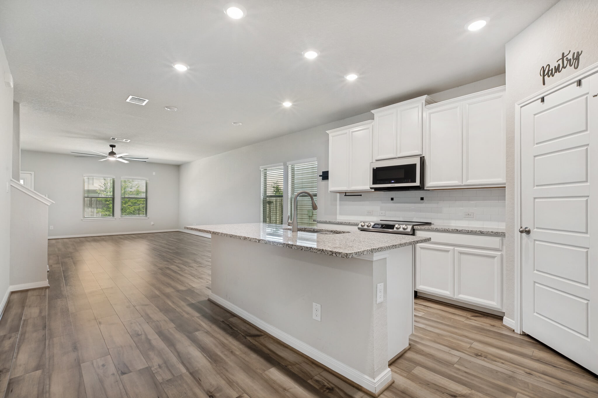 Building Photo - 9511 Bonito Falls Dr