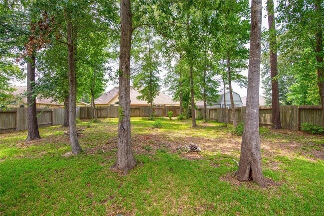 Building Photo - 2048 Brookmont Dr