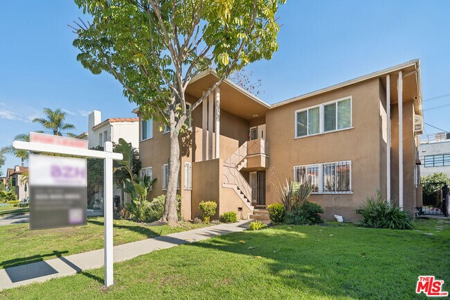 Building Photo - 112 S Detroit St