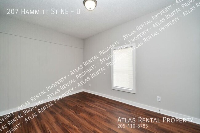 Building Photo - 207 Hammitt St NE