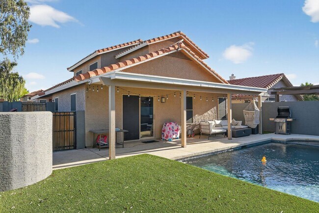 Building Photo - Spacious 4BR House in Scottsdale