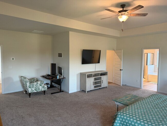 Building Photo - **NEW PRICE**Ooltewah-Harbour Chase Community