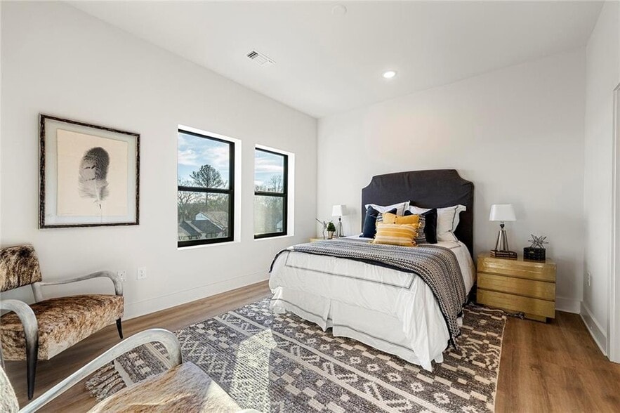 Master Bedroom - 112 Rogers St NE