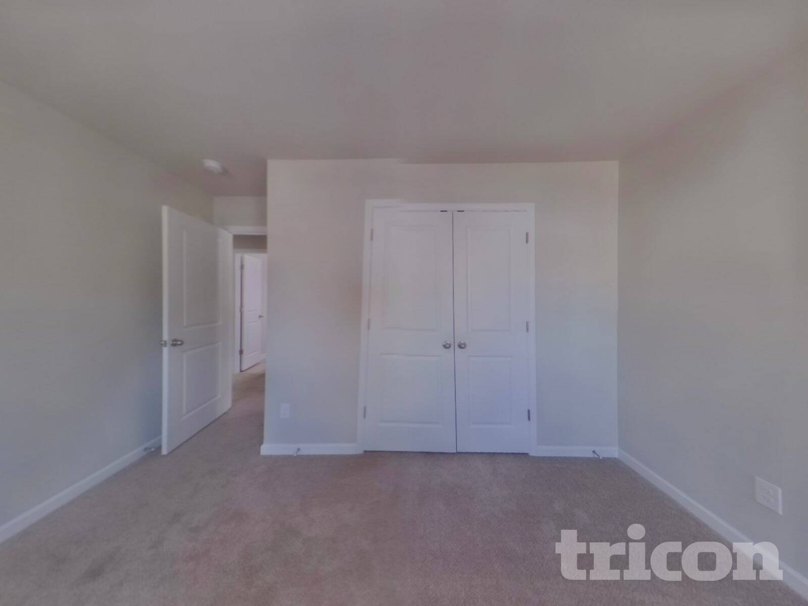 Building Photo - 201 Spring Knoll Dr