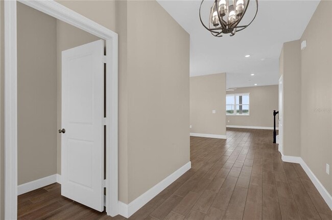 Building Photo - 1964 Burgundy Dr