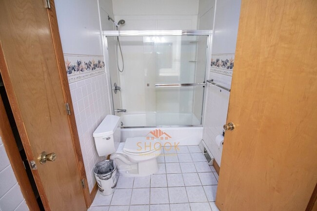 Building Photo - Cute 3 BR Ranch in Romney - 10 Minute Drive to Lafayette!