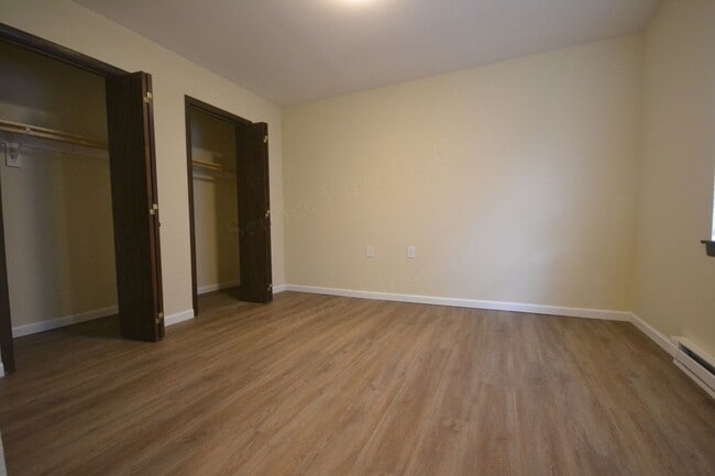 Building Photo - Deepwater Apartments