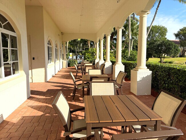 Building Photo - 7407 Briella Dr