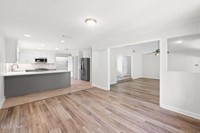 Building Photo - 136 Derby Woods Dr