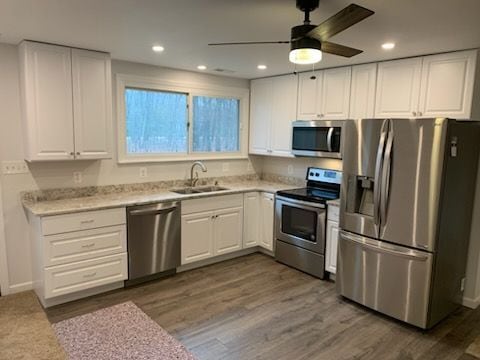 Building Photo - 190 Lake Shore Dr