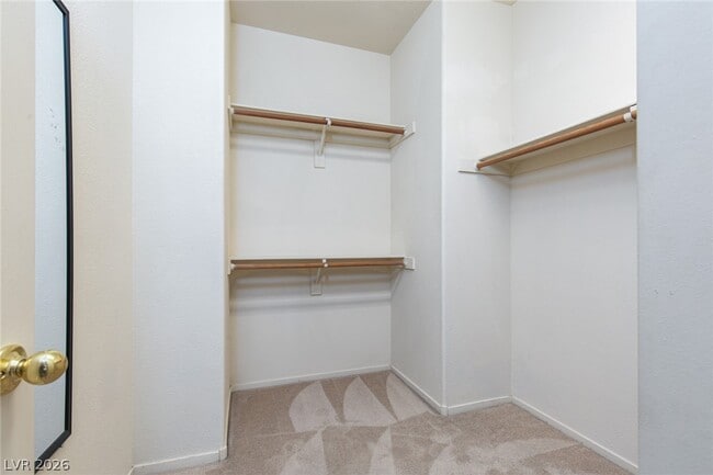 Building Photo - 10991 Pumpkin Ridge Ave