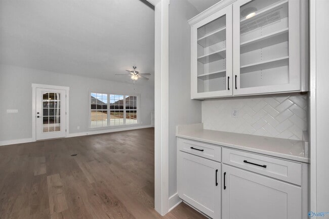 Building Photo - 117 Marlbrook Dr