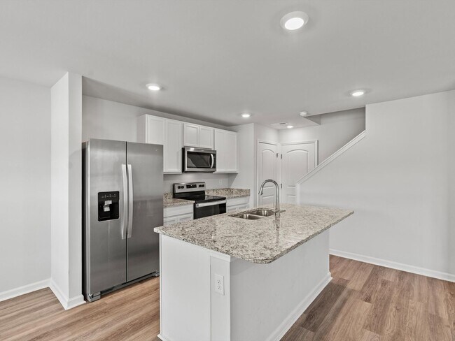 Building Photo - ASK ABOUT RENT SPECIAL! Fantastic Location – Spacious 3 Bedroom Townhome with Rear-Entry Garage!