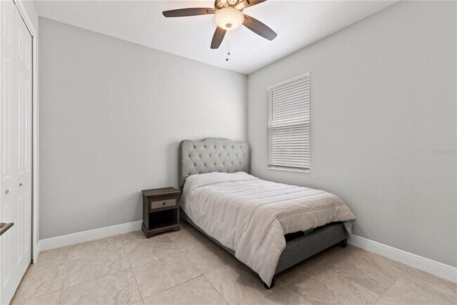 Building Photo - 5827 Inspiration Terrace