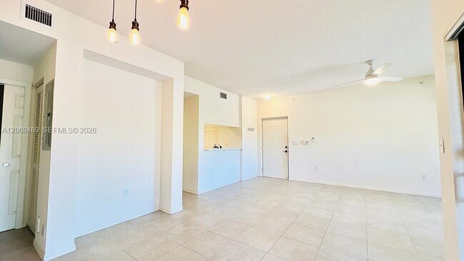 Building Photo - 2807 Veronia Dr