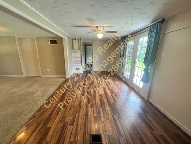 Building Photo - 23 Pine Ridge Rd