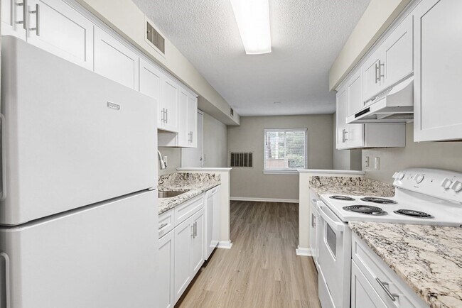 Building Photo - 6 Beal's Cove Rd