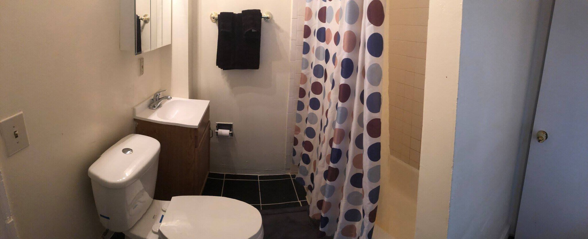 Building Photo - 1526 E Genesee St