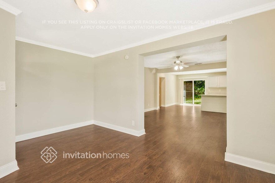 Building Photo - 6810 Gaillardia Rd S